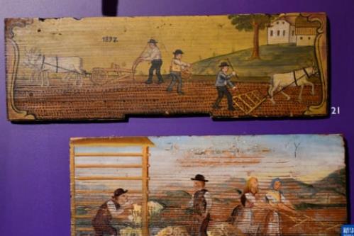 斯洛文尼亚：彩绘蜂箱面板