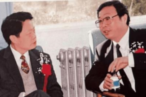 读《神阙辉煌》 学习来辉武精神之擎举辉煌，前行