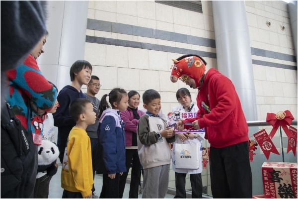 重庆科技馆开展马年新春系列科普活动